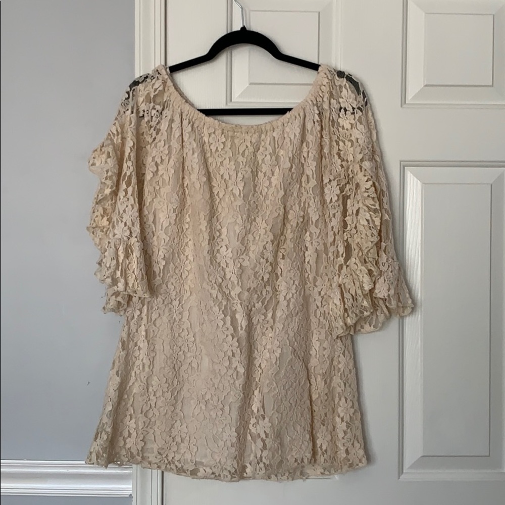 Gorgeous lace tunic with underlay
